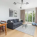 Wellness Riverfront By Renters