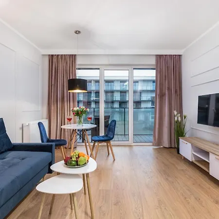Aparthotel Wellness Riverfront By Renters *
