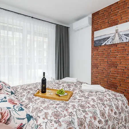 Wellness Riverfront By Renters Aparthotel Dziwnów