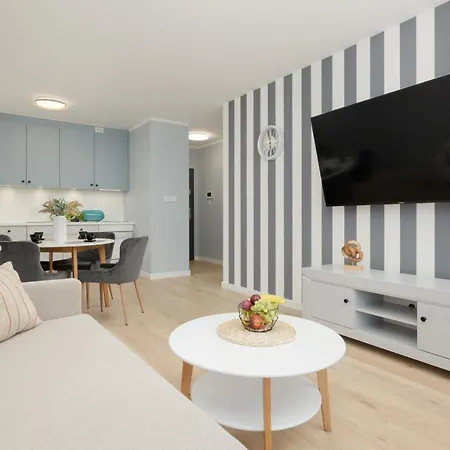 Wellness Riverfront By Renters Hotel apartamentowy