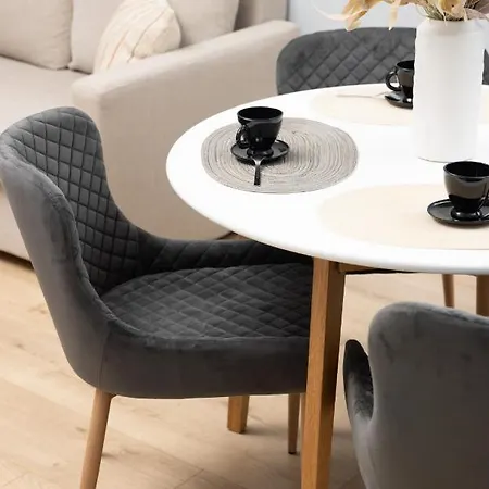 Wellness Riverfront By Renters 아파트호텔