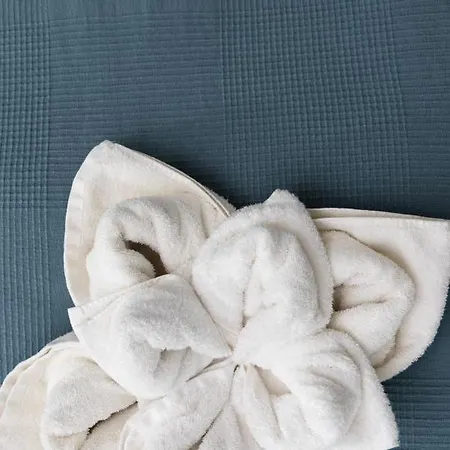 Wellness Riverfront By Renters 아파트호텔 4*