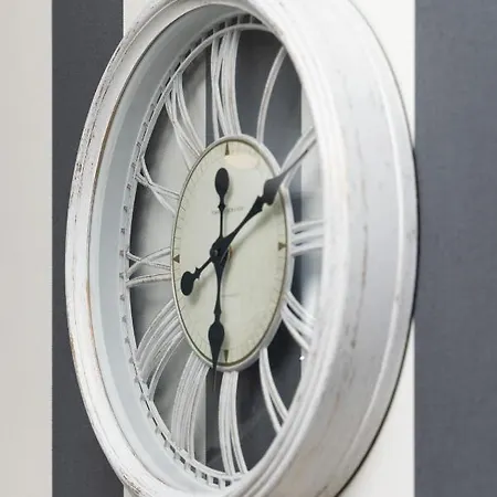 Wellness Riverfront By Renters Hotel apartamentowy 4*