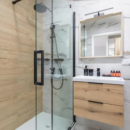 Wellness Riverfront By Renters 4*