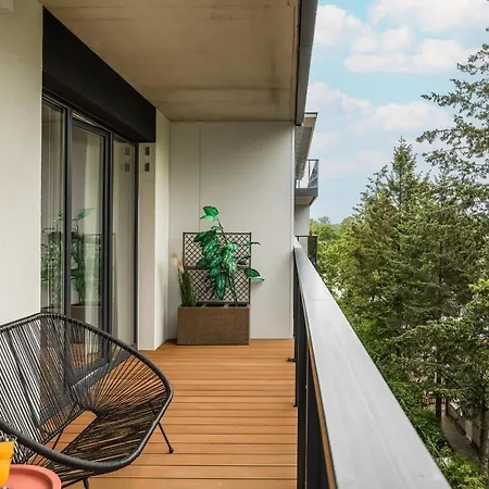 Wellness Riverfront By Renters Apart Otel