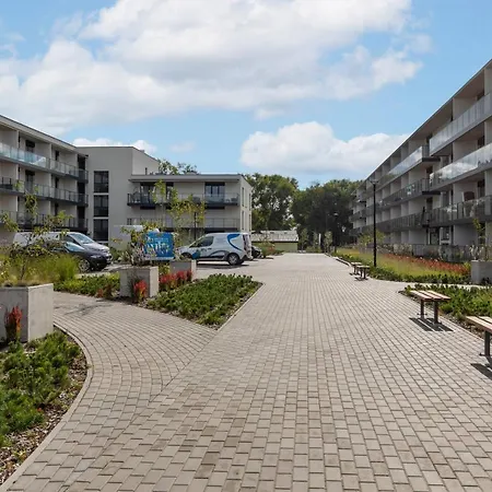 Hotel apartamentowy Wellness Riverfront By Renters 4*