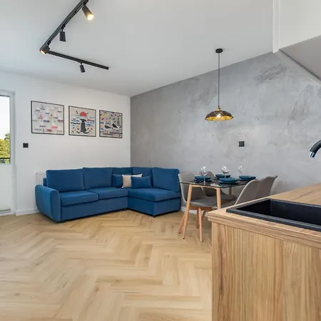 Wellness Riverfront By Renters 아파트호텔 Dziwnów